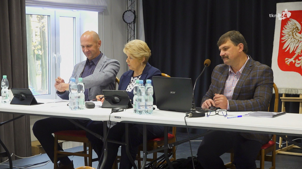 O Sielpi i powiatowych drogach na sesji Rady Miejskiej w Końskich [zdjęcia]