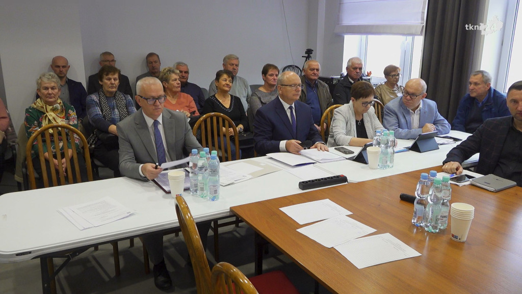 O Sielpi i powiatowych drogach na sesji Rady Miejskiej w Końskich [zdjęcia]