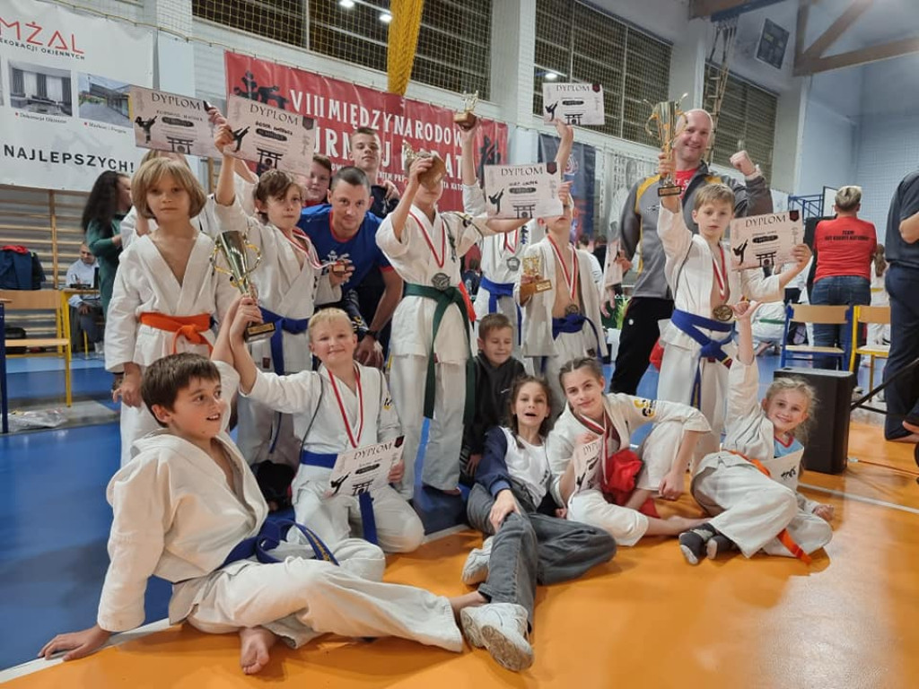 Znakomity występ koneckich karateków na Katowice Cup [zdjęcia]