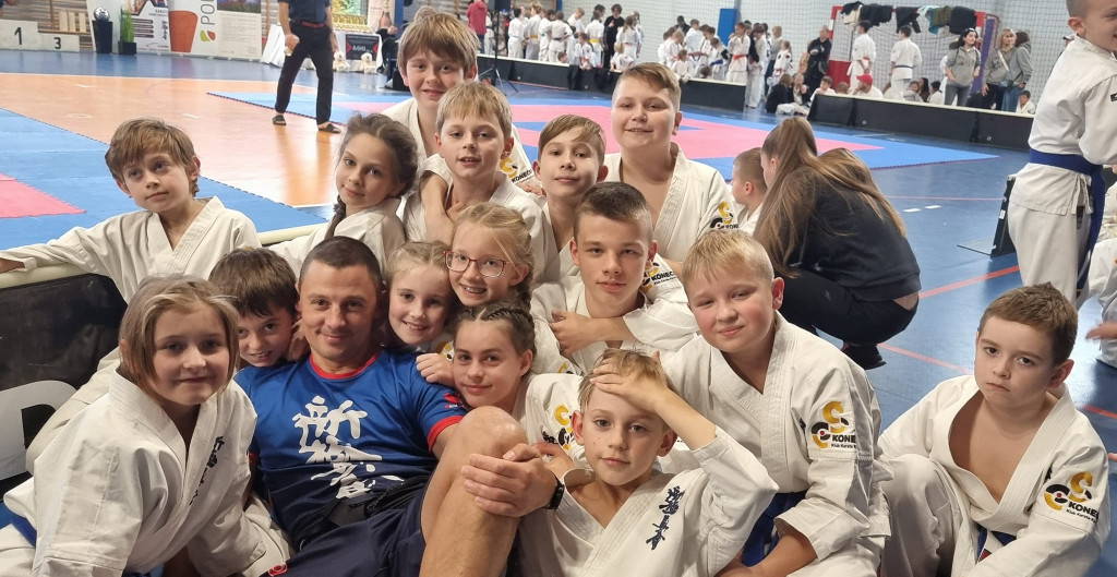 Znakomity występ koneckich karateków na Katowice Cup [zdjęcia]