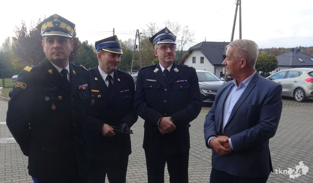 Koneckie Młodzieżowe Drużyny Pożarnicze z finansowym wsparciem [wideo, zdjęcia]