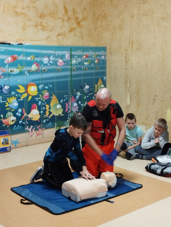 Rozpoczął się cykl szkoleń dla dzieci z okazji Światowego Dnia Przywracania Czynności Serca [zdjęcia]