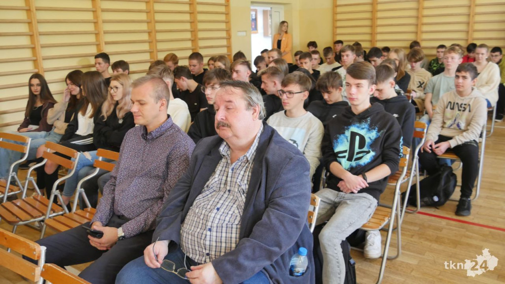 Stąporkowscy uczniowie podsumowali rumuńską przygodę! [wideo, zdjęcia]