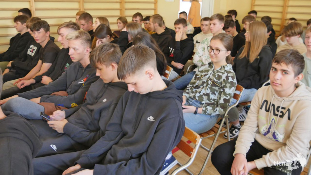 Stąporkowscy uczniowie podsumowali rumuńską przygodę! [wideo, zdjęcia]