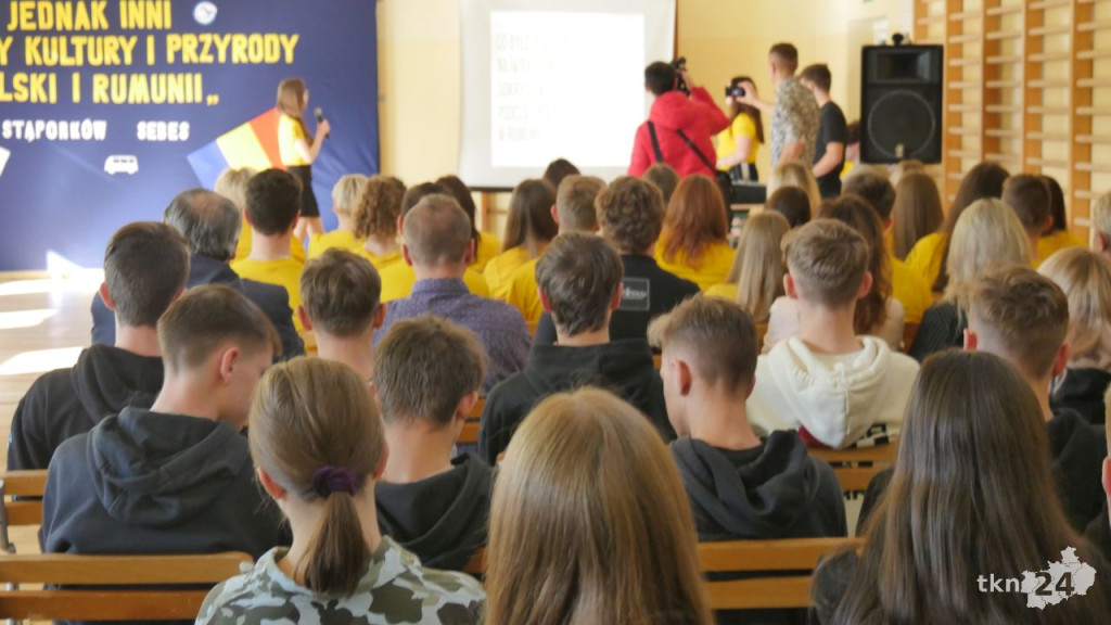 Stąporkowscy uczniowie podsumowali rumuńską przygodę! [wideo, zdjęcia]