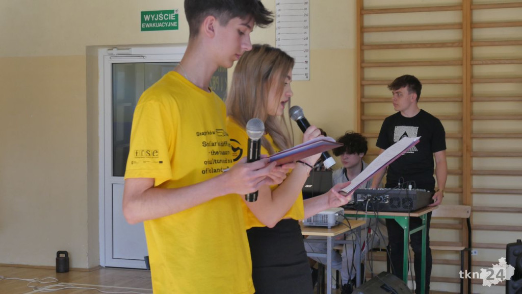 Stąporkowscy uczniowie podsumowali rumuńską przygodę! [wideo, zdjęcia]