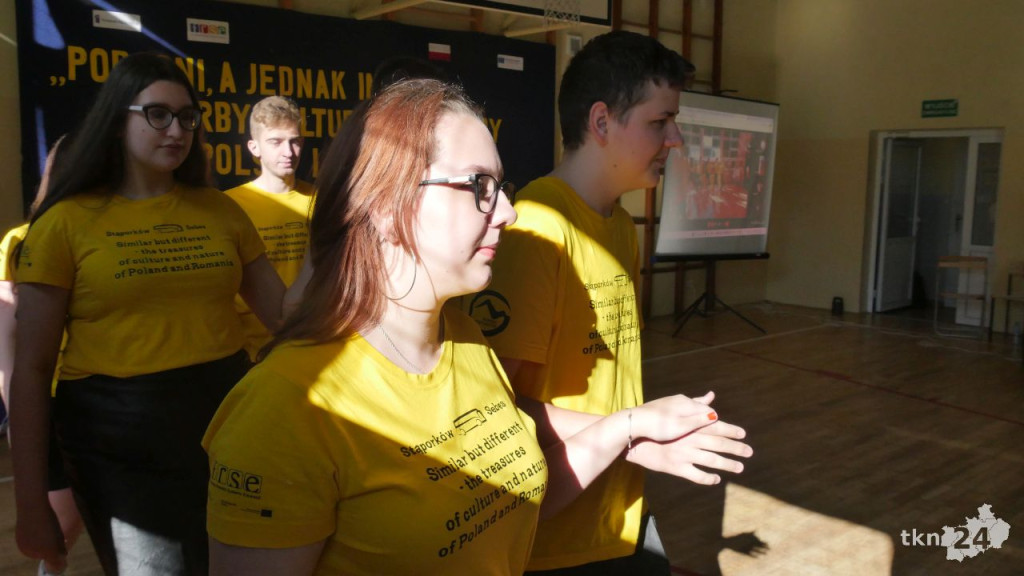 Stąporkowscy uczniowie podsumowali rumuńską przygodę! [wideo, zdjęcia]
