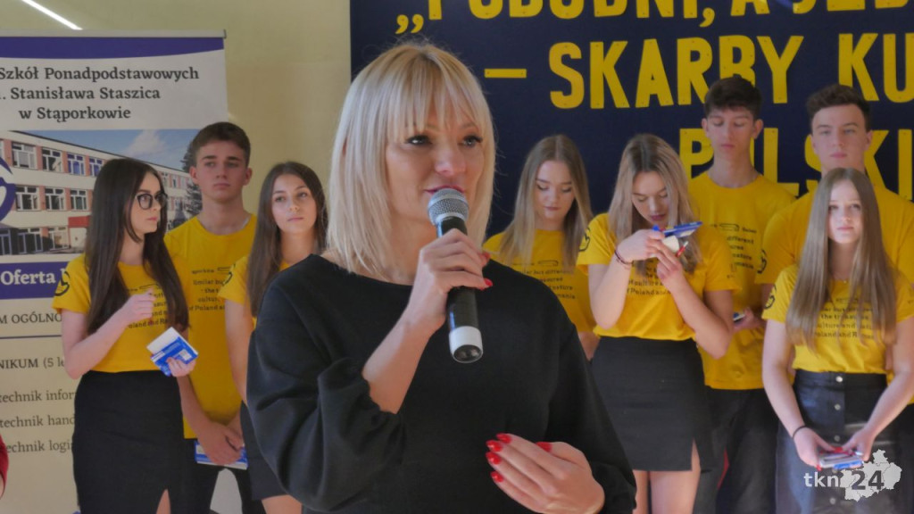 Stąporkowscy uczniowie podsumowali rumuńską przygodę! [wideo, zdjęcia]