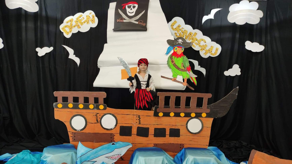 Dzień Uśmiechu w klimacie `Piratów z Karaibów` [zdjęcia]