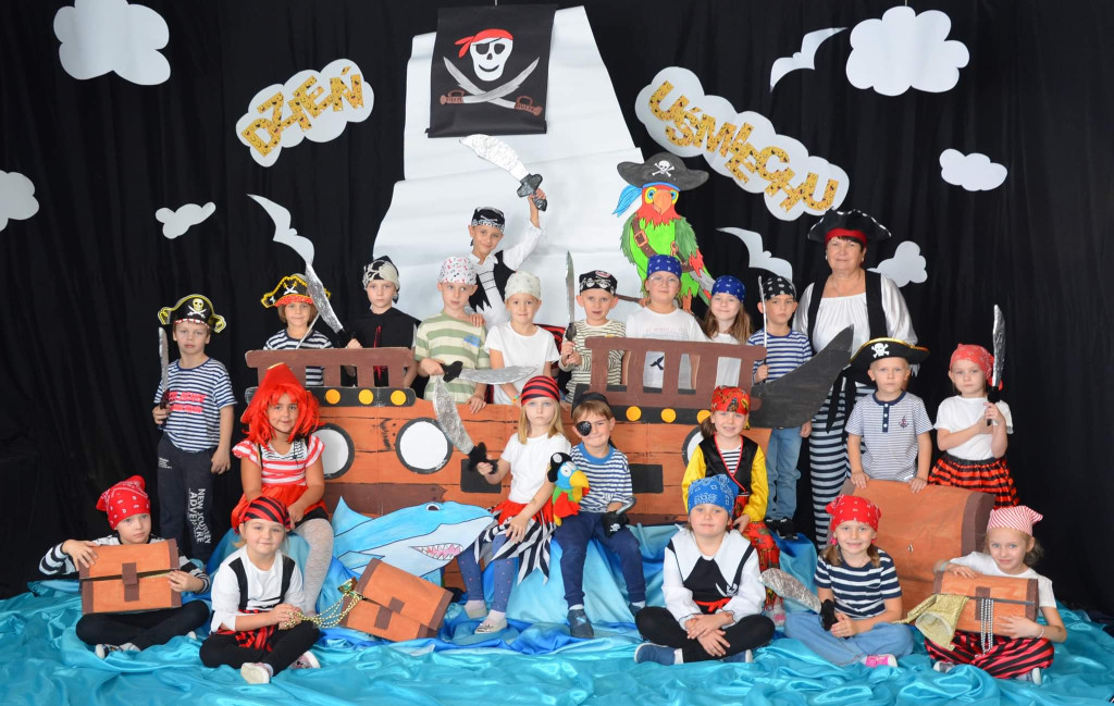 Dzień Uśmiechu w klimacie `Piratów z Karaibów` [zdjęcia]