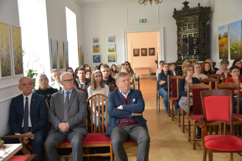 Biblioteka Publiczna w Końskich wznowiła seminaria dla bibliotekarzy [zdjęcia]