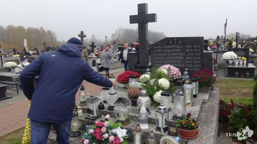 Wszystkich Świętych 2022 na Konecczyźnie [wideo, zdjęcia]