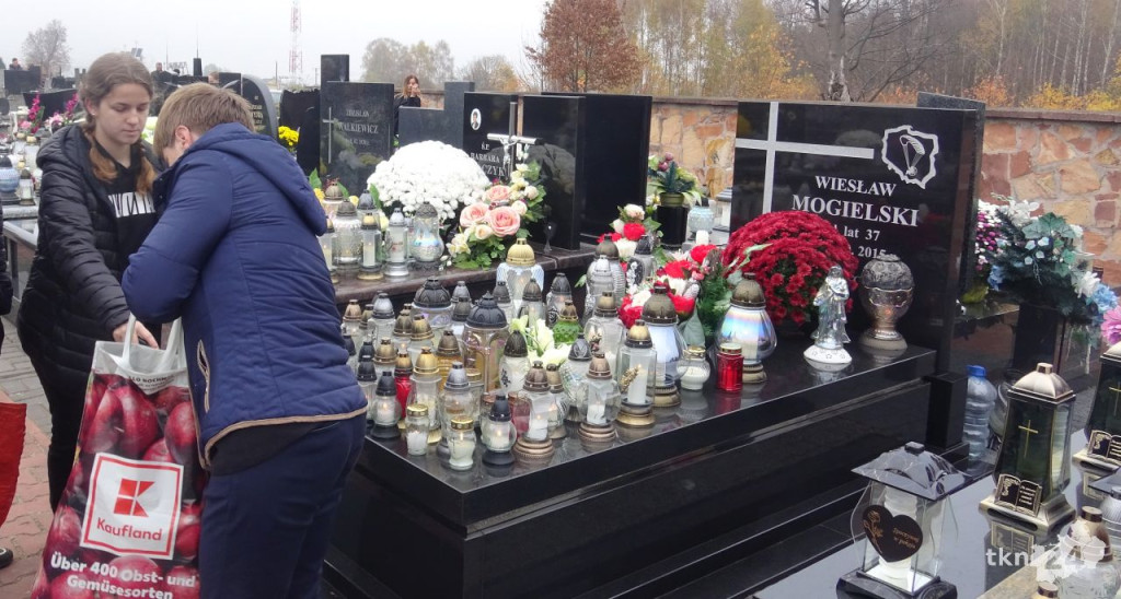 Wszystkich Świętych 2022 na Konecczyźnie [wideo, zdjęcia]