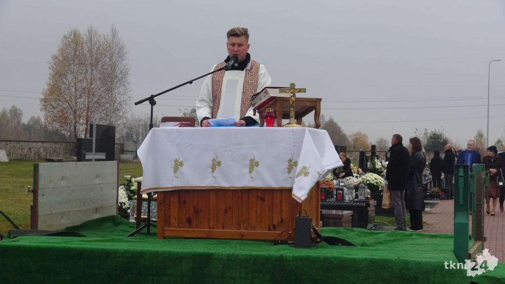 Wszystkich Świętych 2022 na Konecczyźnie [wideo, zdjęcia]