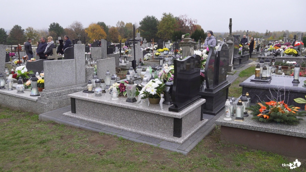 Wszystkich Świętych 2022 na Konecczyźnie [wideo, zdjęcia]