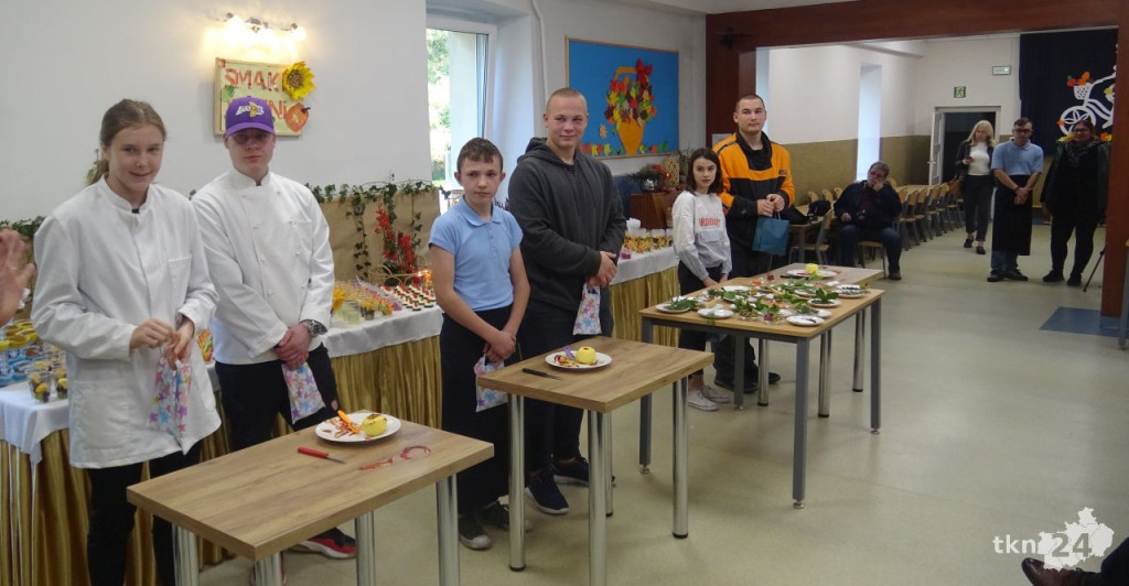 Jesienne menu w wykonaniu uczniów szkoły w Baryczy [wideo, zdjęcia]