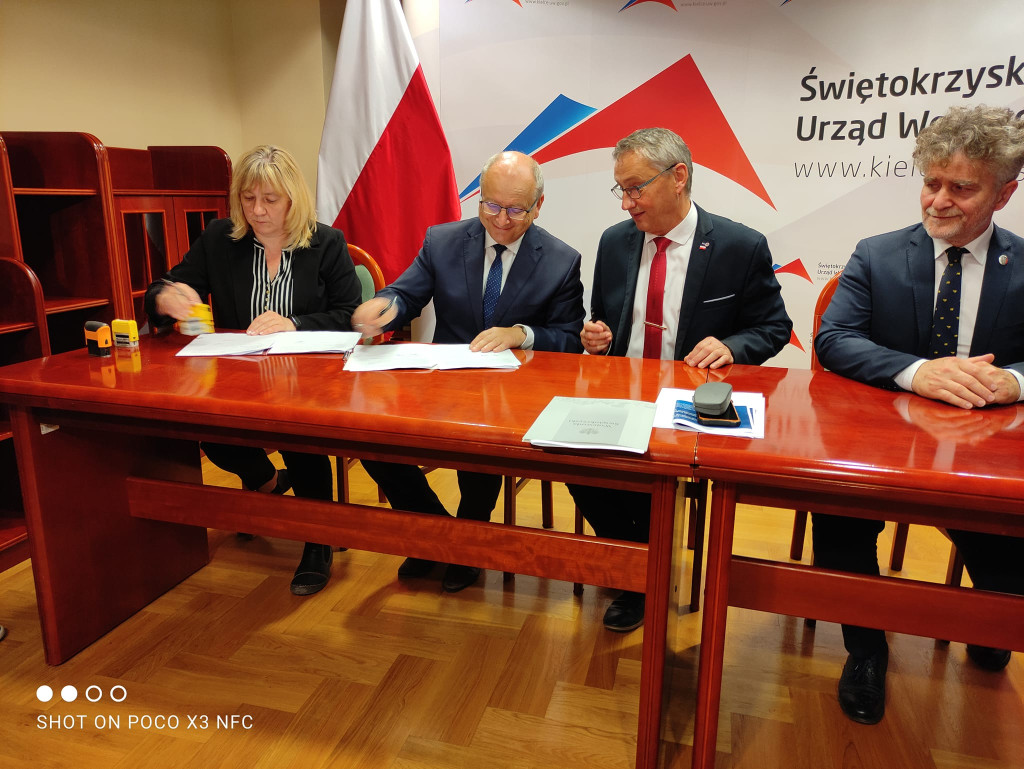 Na Wojska Polskiego w Końskich powstaną dwa bezpieczne przejścia dla pieszych [wideo, zdjęci]