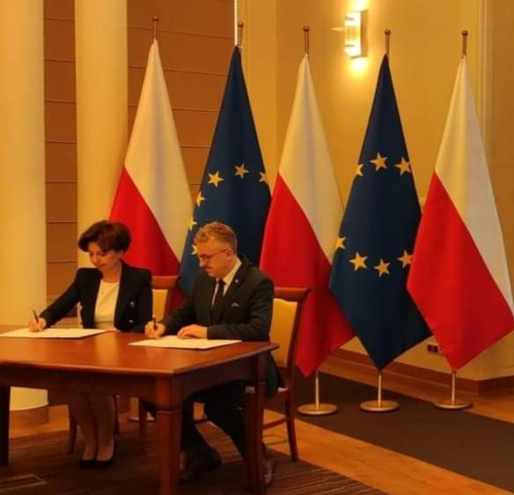 Będzie mieszkanie dla wychowanków pieczy zastępczej. Powiat pozyskał środki