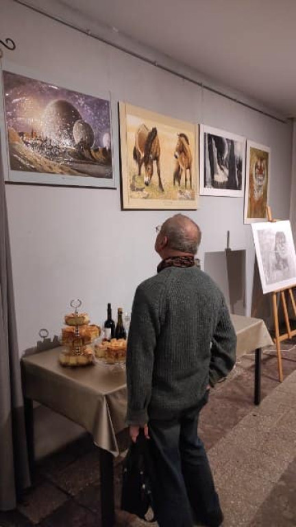 Edward Kozakiewicz zaprezentował swoje obrazy w Stąporkowie [zdjęcia]