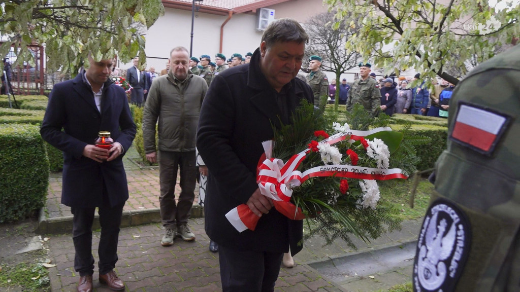 Władze powiatu koneckiego dla Niepodległej. Wystawa upamiętnia koneckich więźniów [wideo, zdjęcia]
