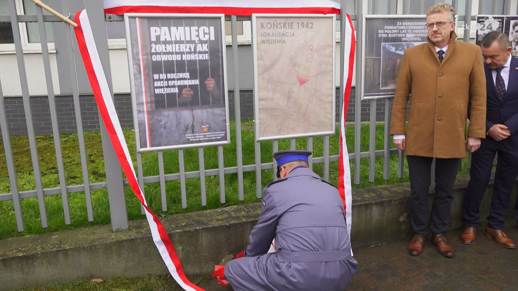 Władze powiatu koneckiego dla Niepodległej. Wystawa upamiętnia koneckich więźniów [wideo, zdjęcia]
