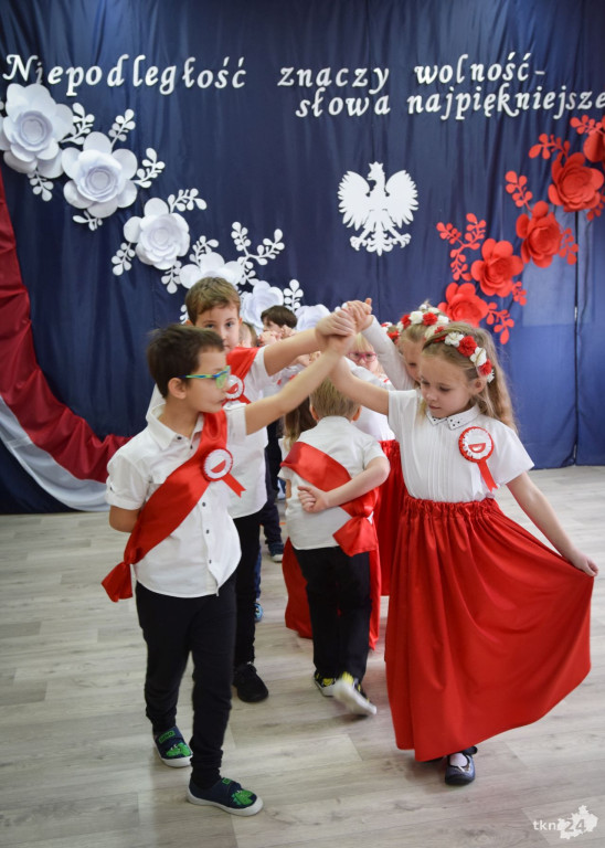 Patriotyzm od małego! Biało-Czerwony dzień w Przedszkolu nr 4! [zdjęcia]