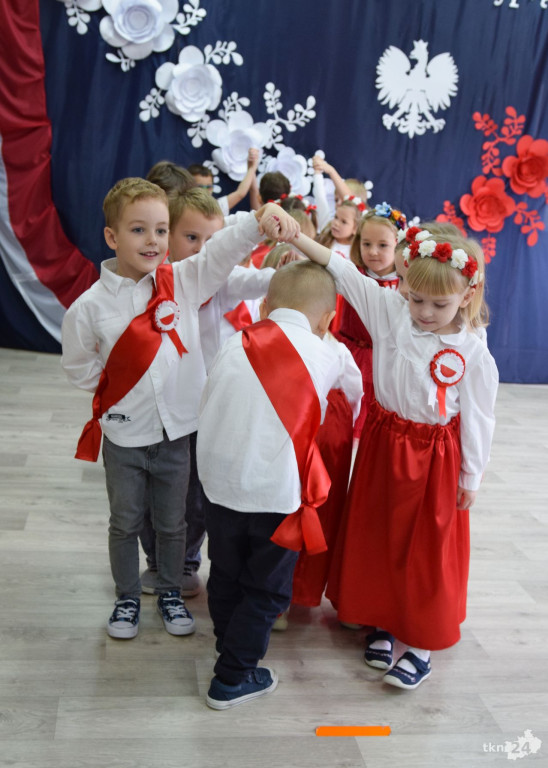 Patriotyzm od małego! Biało-Czerwony dzień w Przedszkolu nr 4! [zdjęcia]