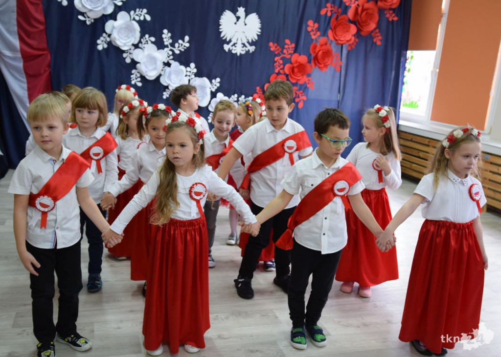 Patriotyzm od małego! Biało-Czerwony dzień w Przedszkolu nr 4! [zdjęcia]