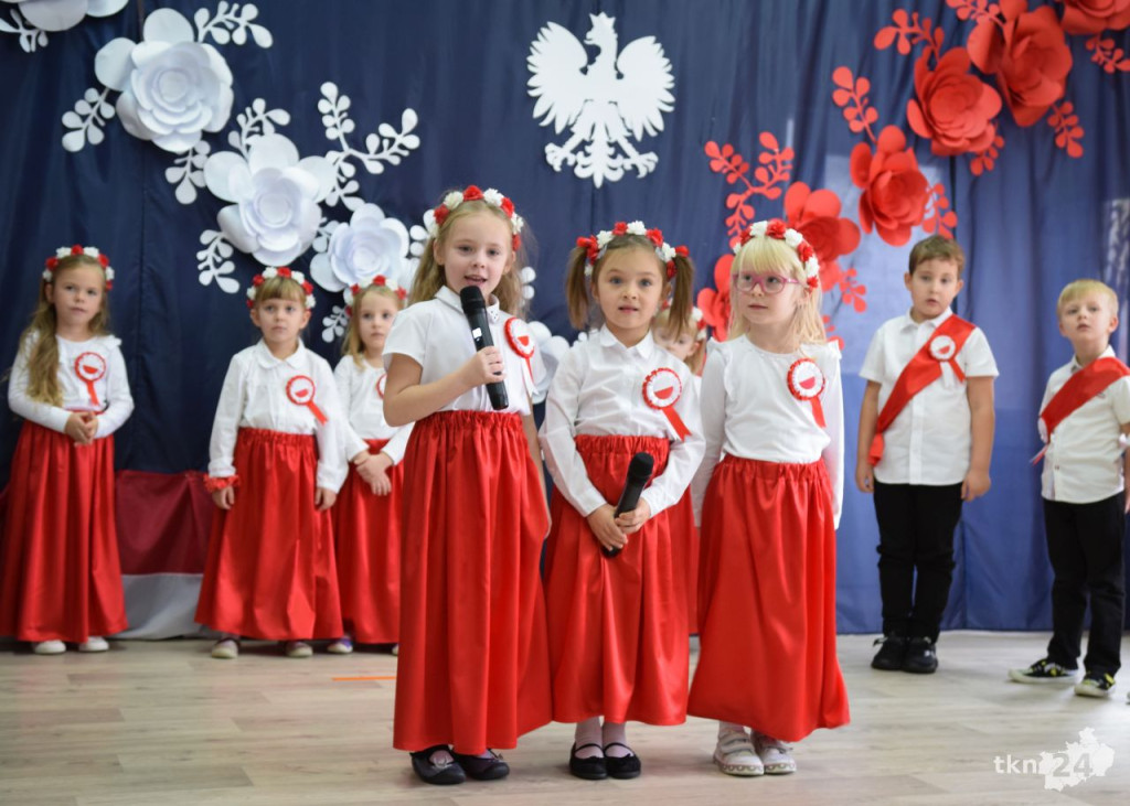 Patriotyzm od małego! Biało-Czerwony dzień w Przedszkolu nr 4! [zdjęcia]