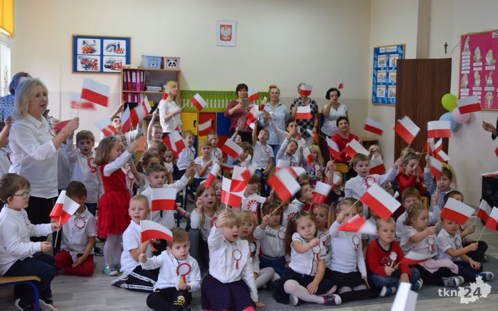 Patriotyzm od małego! Biało-Czerwony dzień w Przedszkolu nr 4! [zdjęcia]