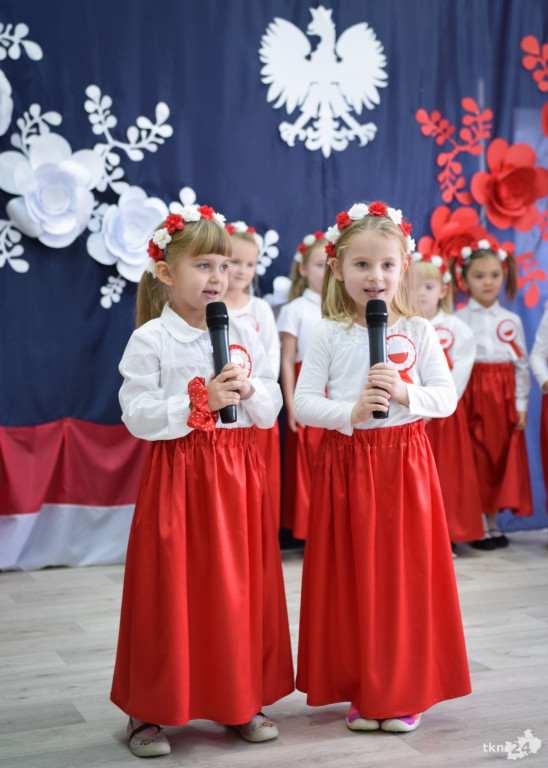 Patriotyzm od małego! Biało-Czerwony dzień w Przedszkolu nr 4! [zdjęcia]