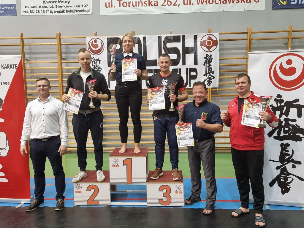 Znakomite wyniki koneckich karateków w Kole [zdjęcia]