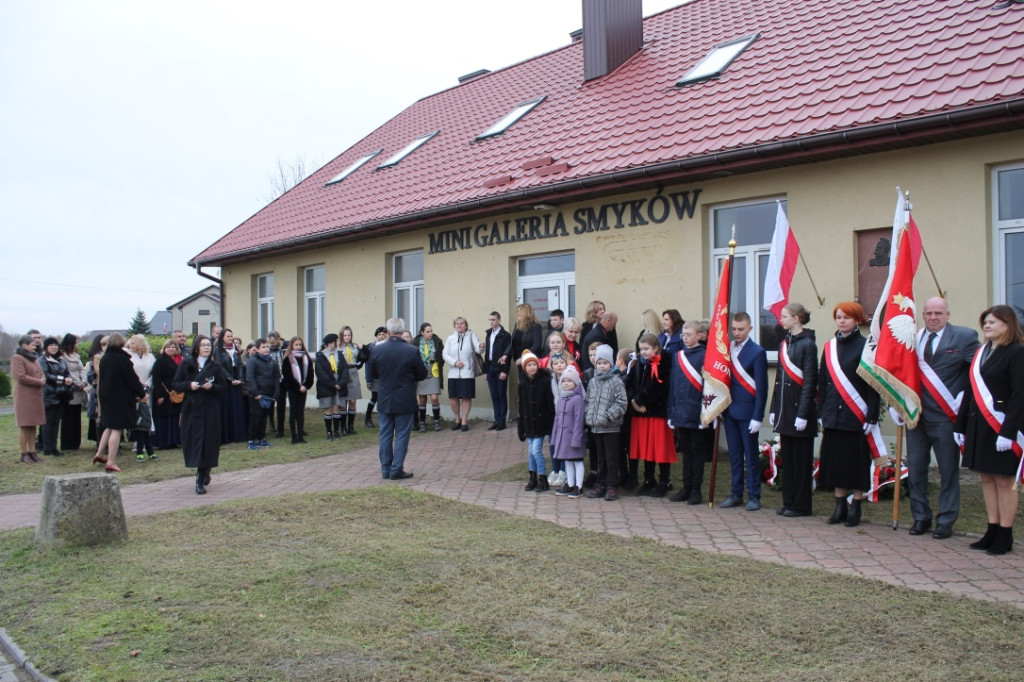 Smyków: Ze śpiewem na ustach uczcili Niepodległą [zdjęcia]
