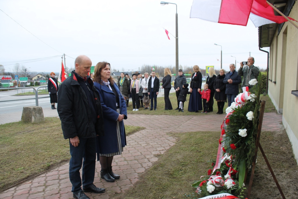 Smyków: Ze śpiewem na ustach uczcili Niepodległą [zdjęcia]