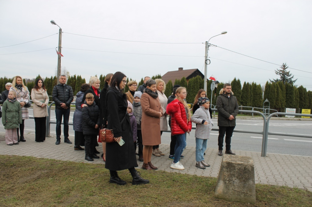 Smyków: Ze śpiewem na ustach uczcili Niepodległą [zdjęcia]