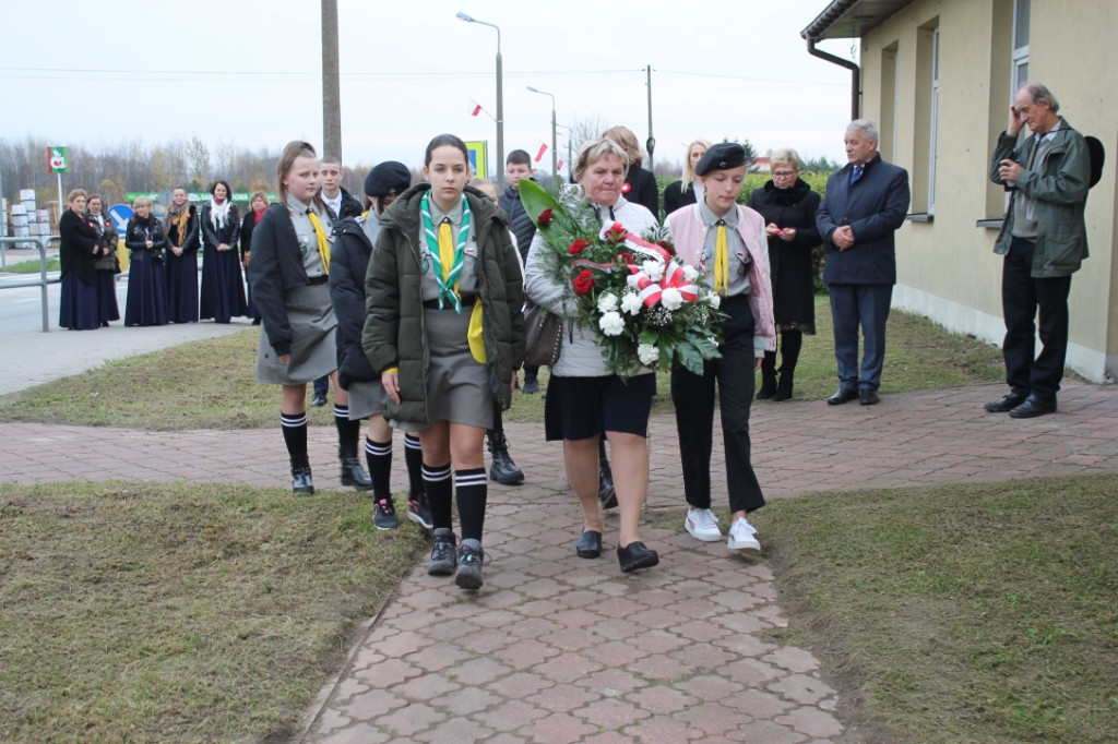 Smyków: Ze śpiewem na ustach uczcili Niepodległą [zdjęcia]