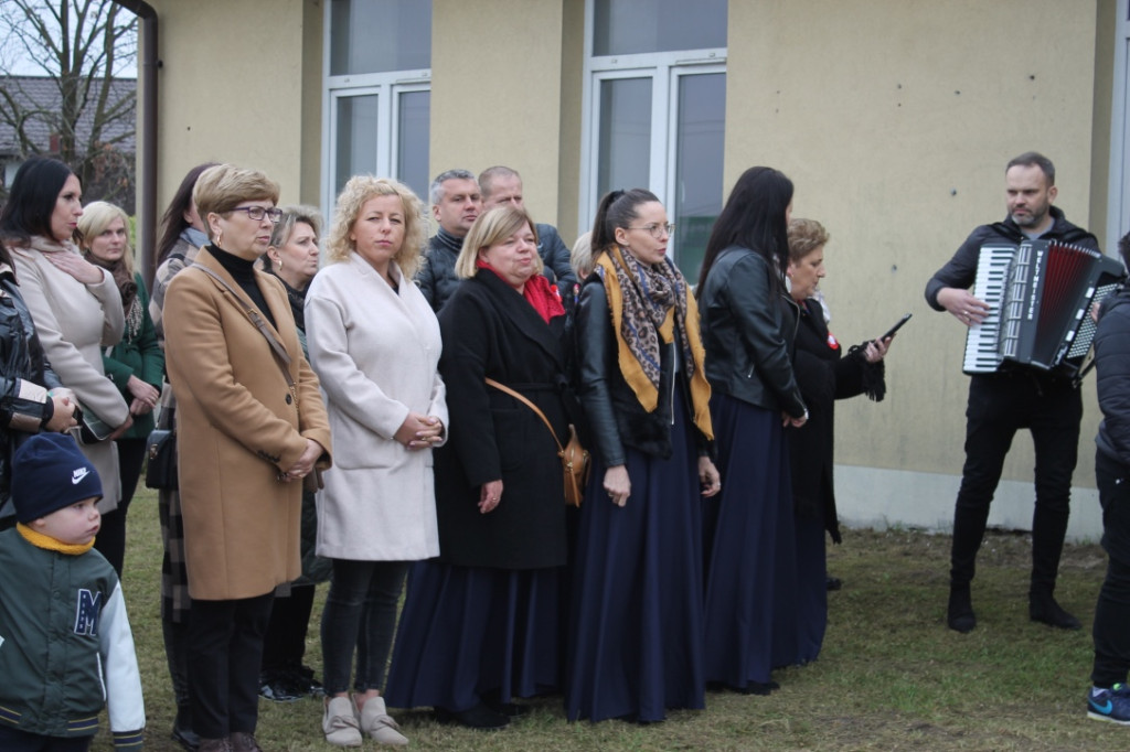 Smyków: Ze śpiewem na ustach uczcili Niepodległą [zdjęcia]