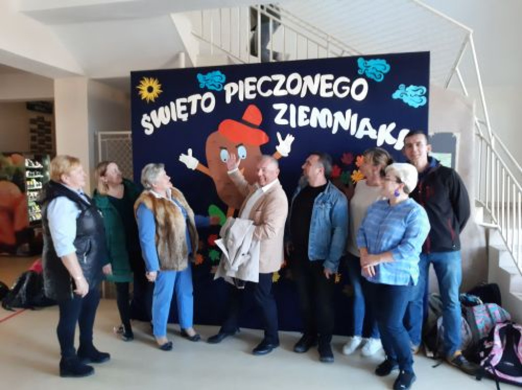 Tradycja pieczenia ziemniaka w Kłucku ciągle żywa [zdjęcia]