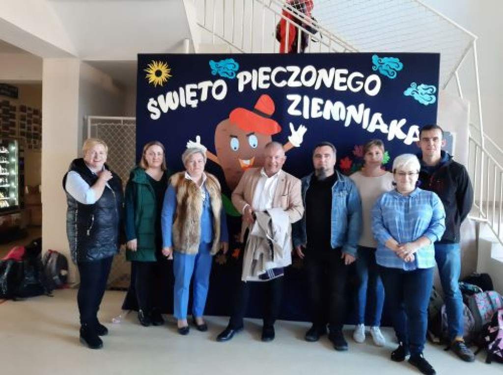 Tradycja pieczenia ziemniaka w Kłucku ciągle żywa [zdjęcia]