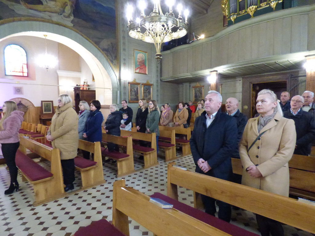 Święto Niepodległości w gminie Ruda Maleniecka z zadumą [zdjęcia]