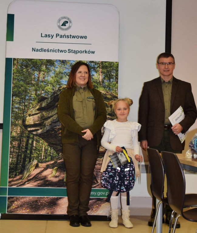 Dzieci z Miedzierzy nagrodzono w konkursie plastycznym [zdjęcia]