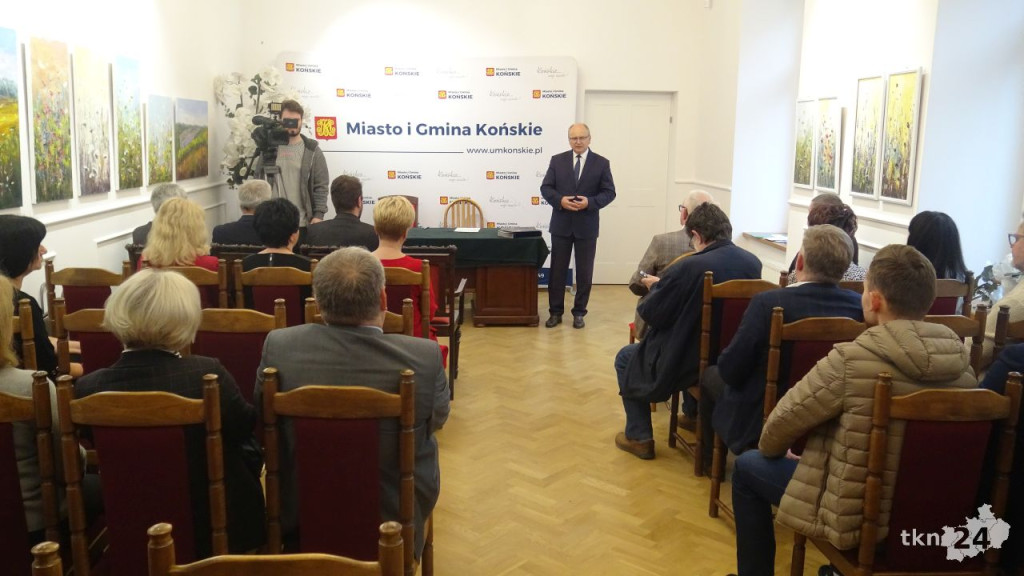 Cyfrowa Gmina. Koneckie szkoły i jednostki z nowym sprzętem [wideo, zdjęcia]