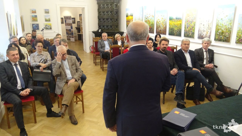 Cyfrowa Gmina. Koneckie szkoły i jednostki z nowym sprzętem [wideo, zdjęcia]