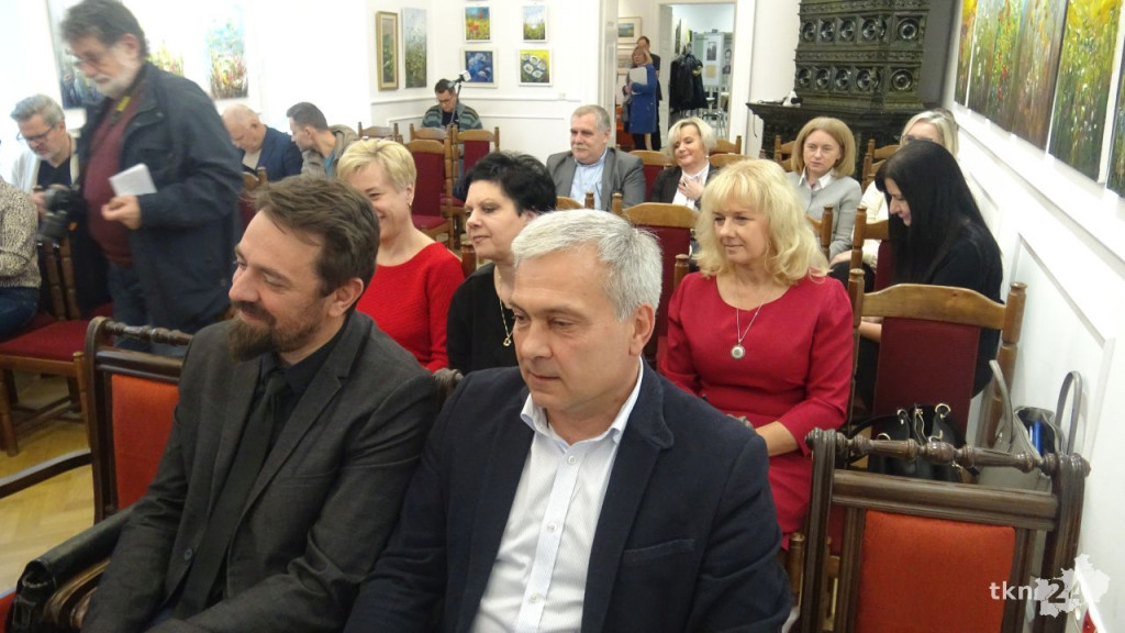 Cyfrowa Gmina. Koneckie szkoły i jednostki z nowym sprzętem [wideo, zdjęcia]