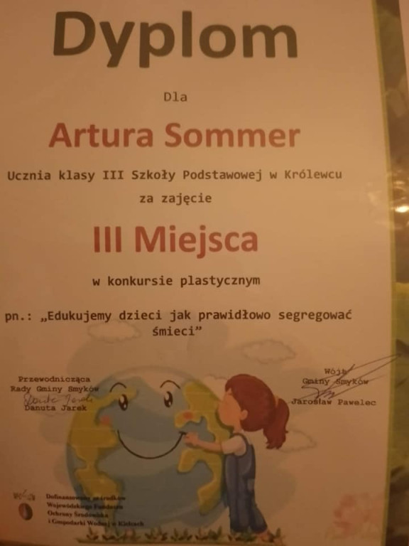Smyków nagrodził dzieci za proekologiczne prace plastyczne [zdjęcia]