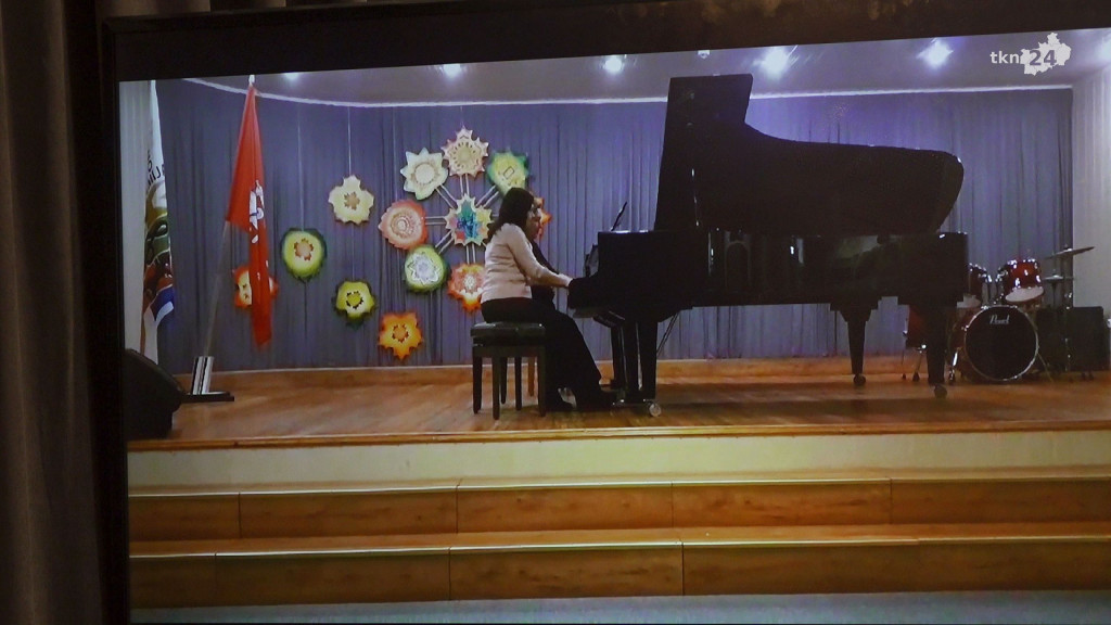 Koncert poświęcony Mikołajowi Leontowiczowi w Domu Kultury w Końskich [wideo, zdjęcia]