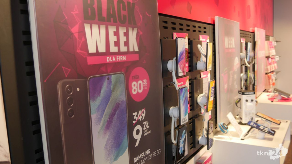 Moc korzyści i prezentów na święta od T-Mobile w Końskich [wideo, zdjęcia]