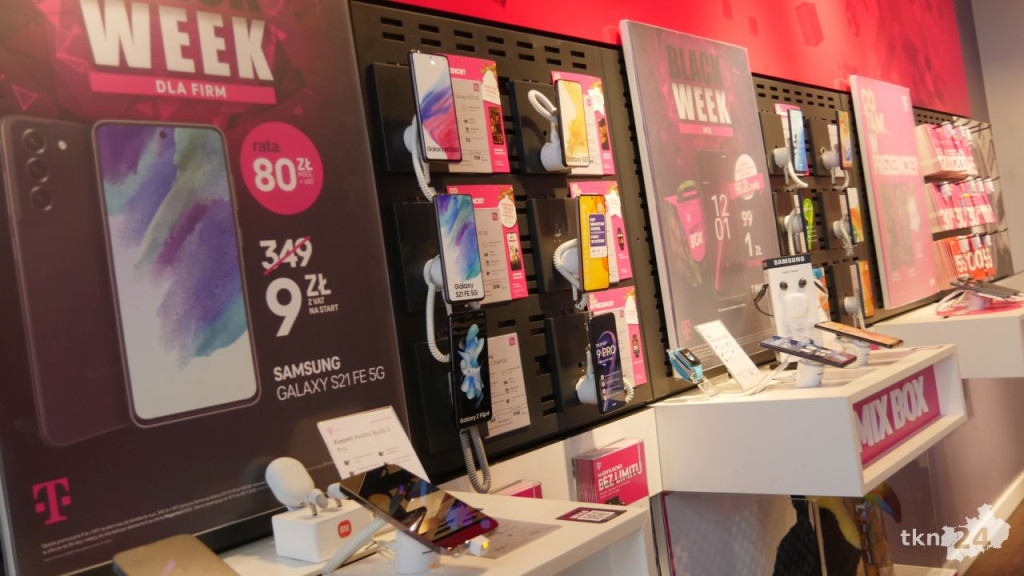 Moc korzyści i prezentów na święta od T-Mobile w Końskich [wideo, zdjęcia]