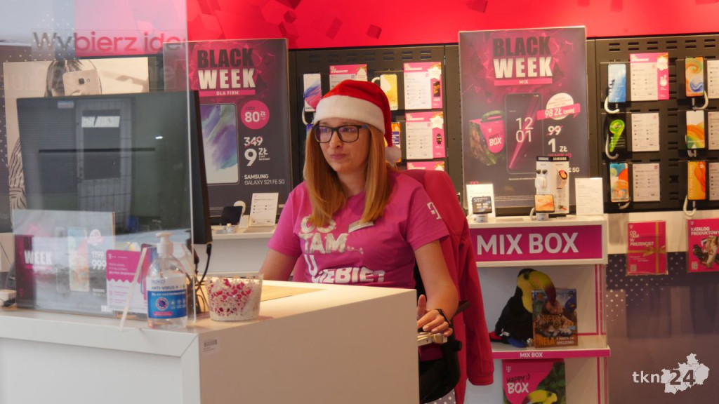Moc korzyści i prezentów na święta od T-Mobile w Końskich [wideo, zdjęcia]