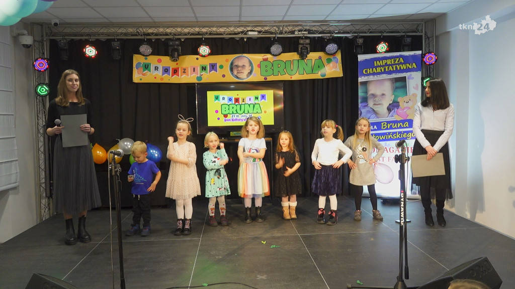 Tłumne, radosne urodziny Bruna w Końskich! [wideo, zdjęcia]